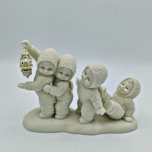 Dept 56 1999 Snowbabies “Even a Small Light Shines in the Darkness”